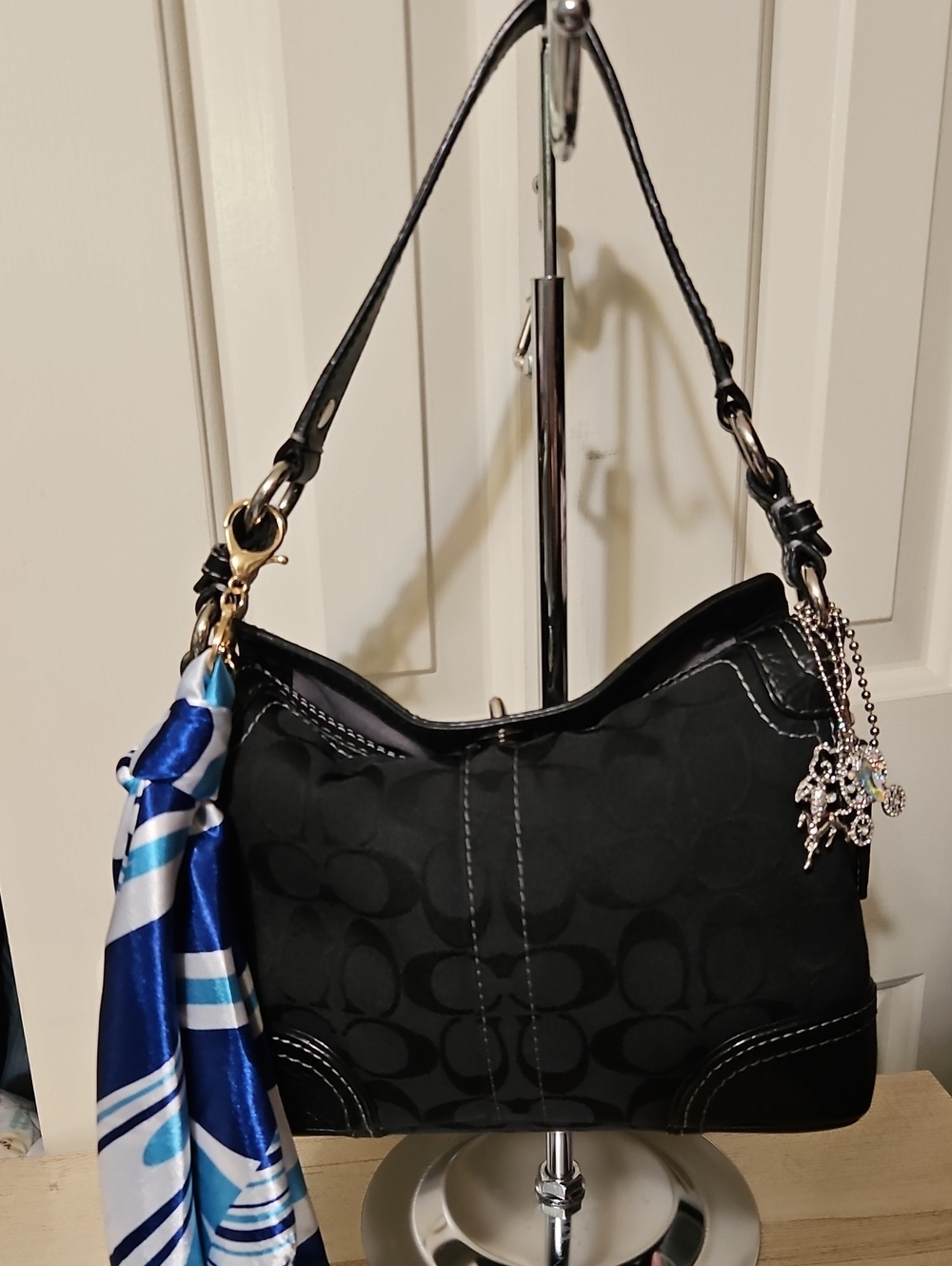Coach EUC Chelsea Mini Black Signature Jacquard Shoulder Bag